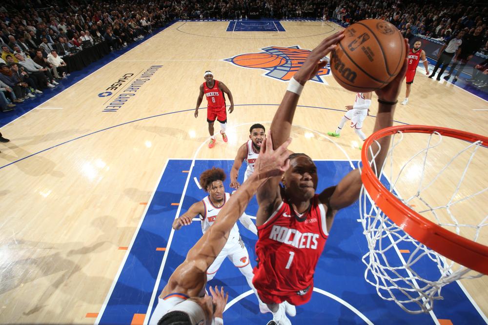 在稳固后防 在稳固后防