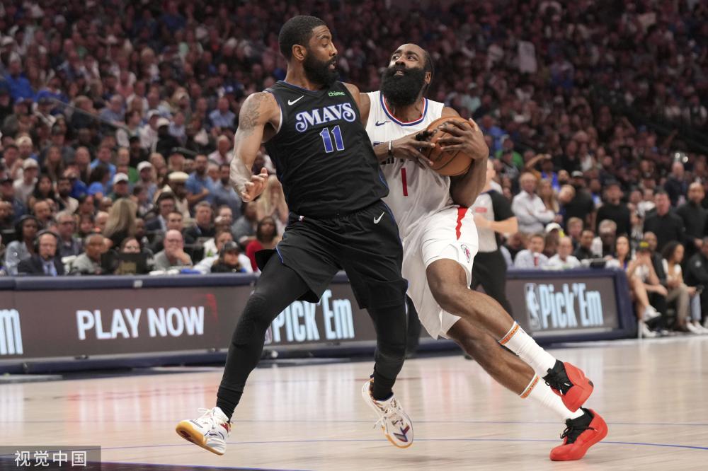 对比两者的 对比两者的