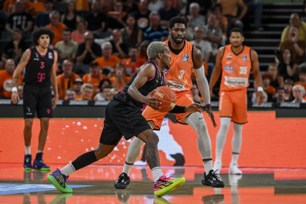 典场景极其 典场景极其